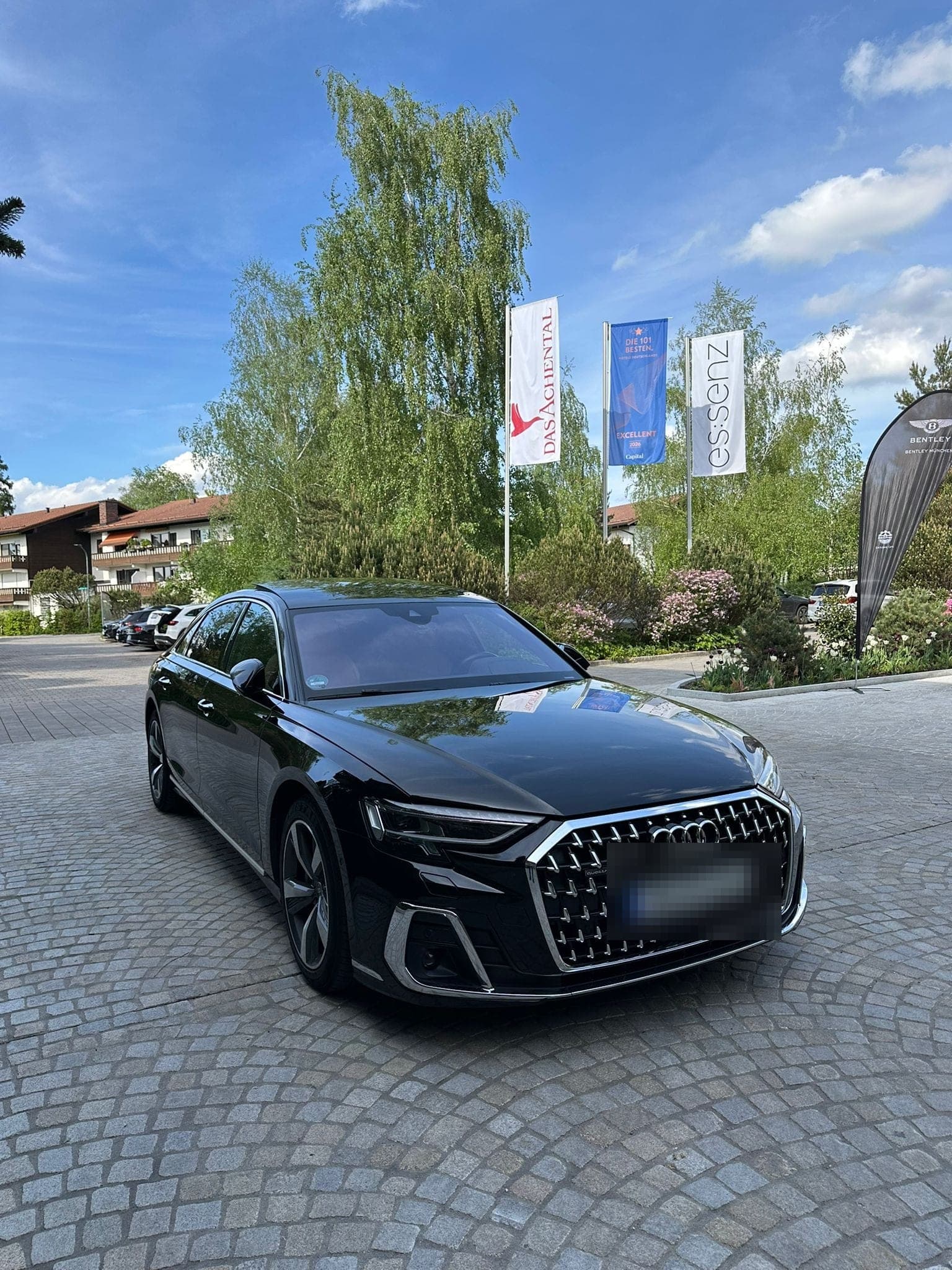 Audi A8 L